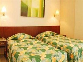 Holiday Hotel بنوم بنه المظهر الخارجي الصورة