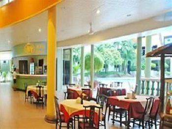 Holiday Hotel بنوم بنه المظهر الخارجي الصورة