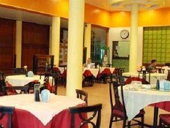 Holiday Hotel بنوم بنه المظهر الخارجي الصورة